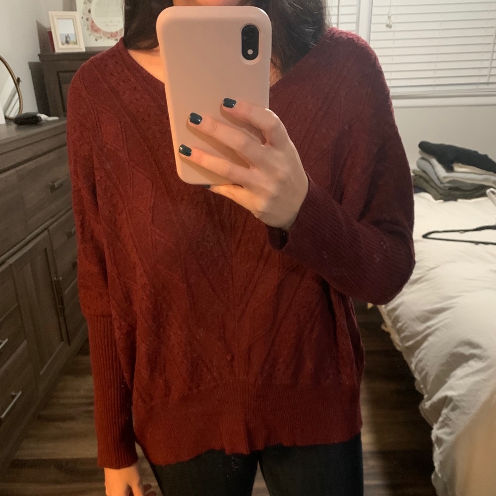 Maroon sweater